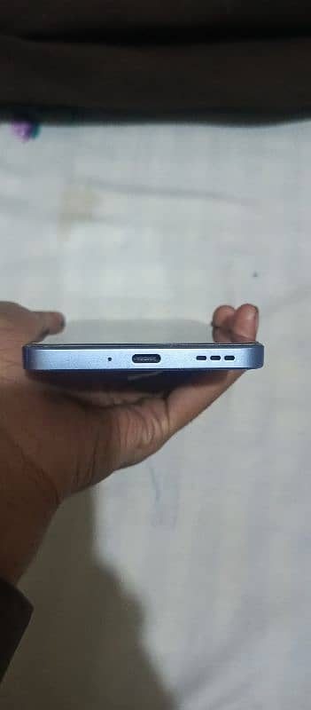 Oppo Reno 11 F 10/10 condition with Box 2