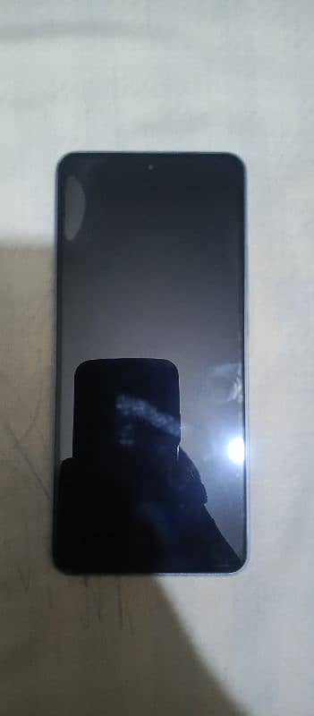 Oppo Reno 11 F 10/10 condition with Box 4