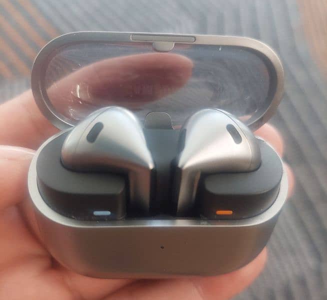 Galaxy Buds 3 3