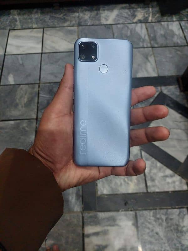 Realme C25s / 4+128 GB 1