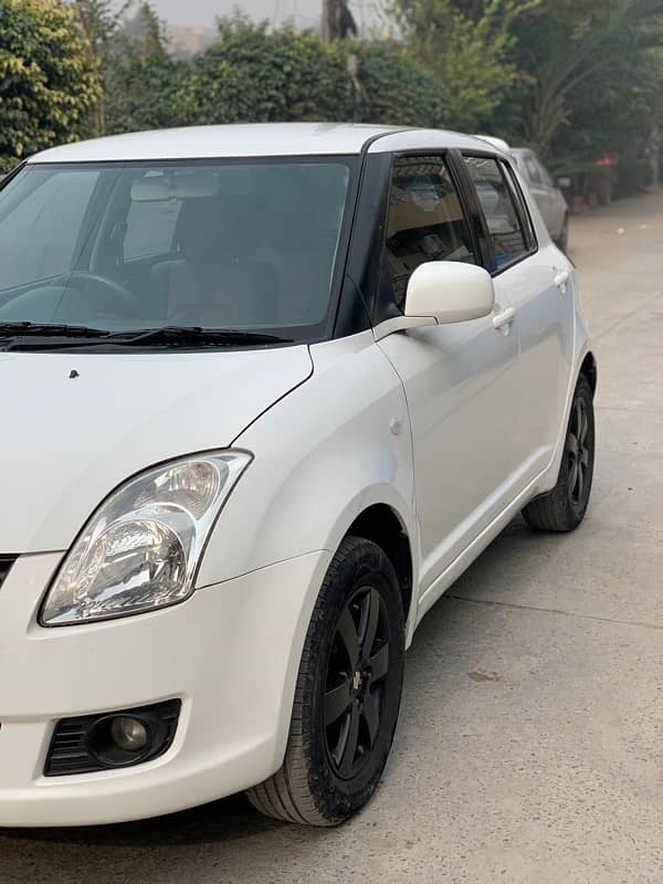 Suzuki Swift 2020 1