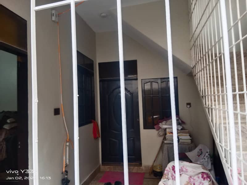 Ground+1 R. C. C+2 ROOMS UPER FLOOR HOUSE FOR SALE IN SECTOR 5C4 NORTH KARACHI 4