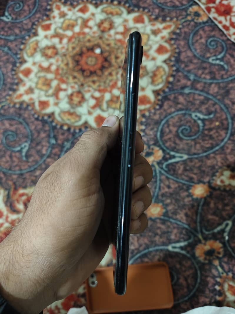 I want to sell my Vivo Y81s 1