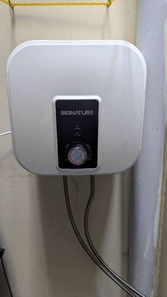 Signature Electric Geyser, 15L capacity, durable with 10year warranty.