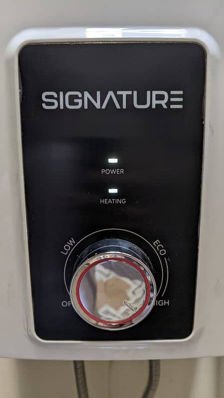 Signature Electric Geyser, 15L capacity, durable with 10year warranty. 1