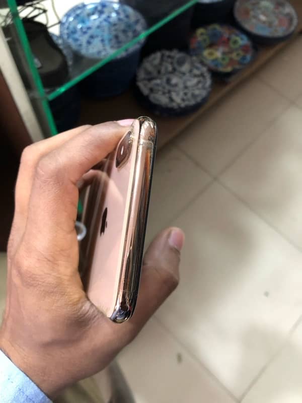 iphone xs max factory unclocked 1