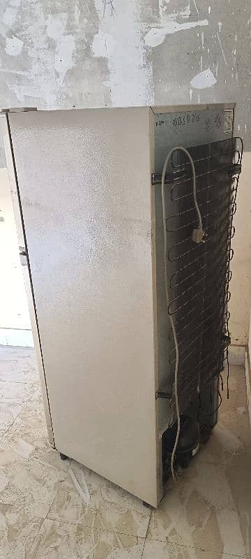 dawlance refrigerator for sale 0