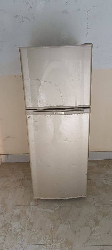 dawlance refrigerator for sale 2