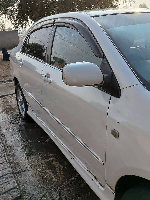 Toyota Corolla Altis 2005 6