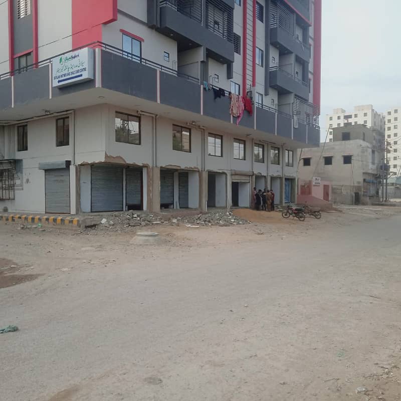 4 ROOMS FLAT FOR SALE IN NEW BUILDING ALI CLASSIC TOWER NORTH KARACHI 4