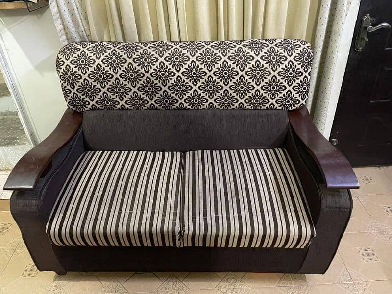 6 Seater Sofa Set Available for sale 0