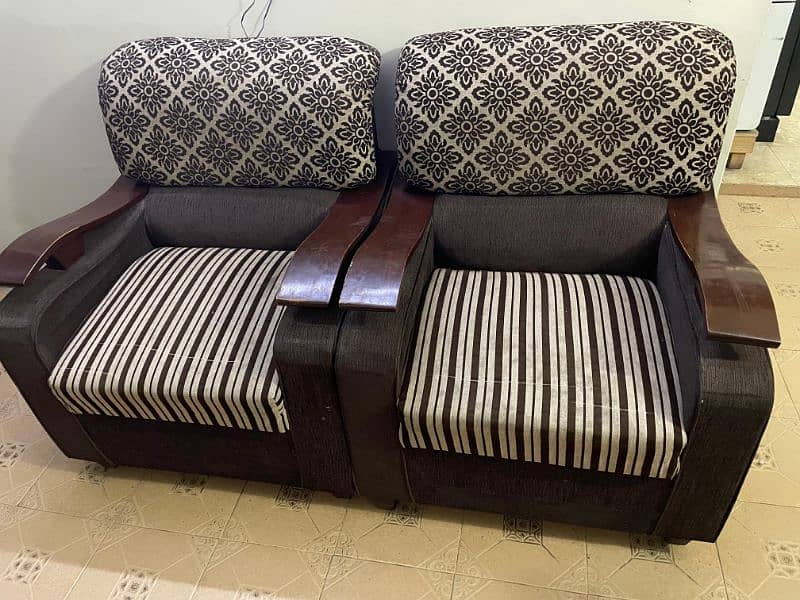 6 Seater Sofa Set Available for sale 1