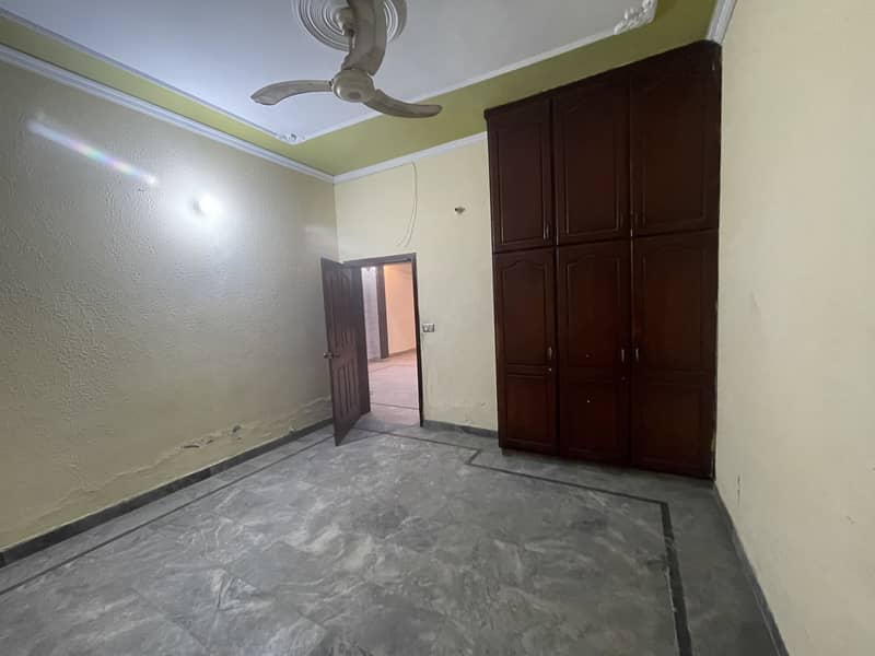 5 MARLA FULL HOUSE FOR RENT IN JOHAR TOWN NEAR TO EMPORIUM MALL 6