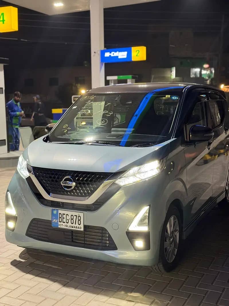 Nissan Dayz Highway Star 2022 14