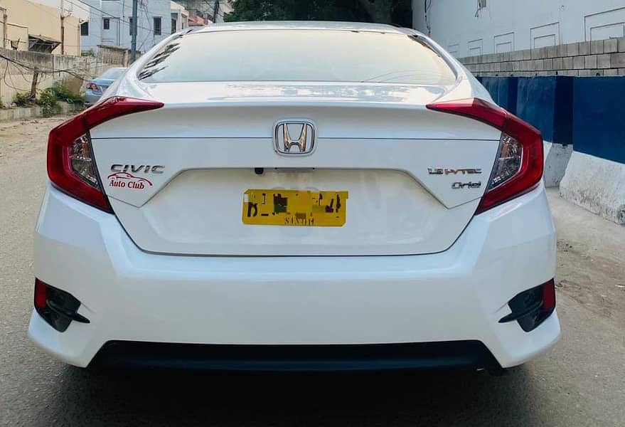 Honda Civic Oriel 2018 5