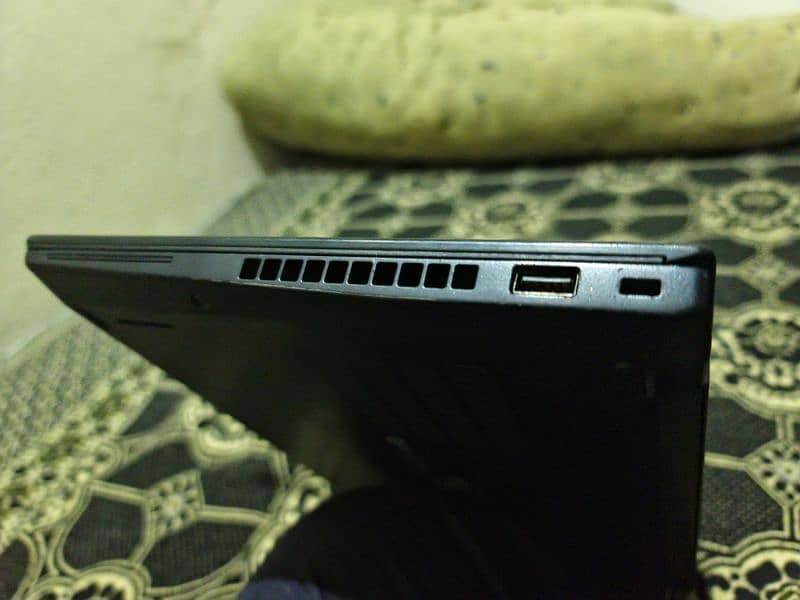 lenovo core i5 8th gen 14