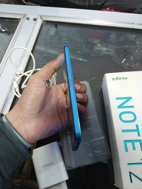 infinix note 12 8