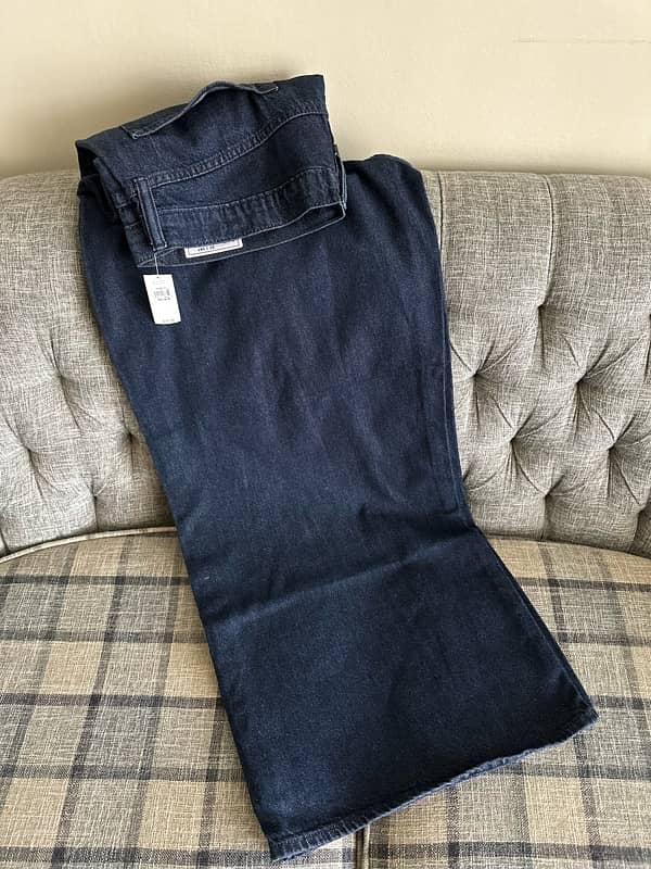 GAP JEANS - BRAND NEW 2