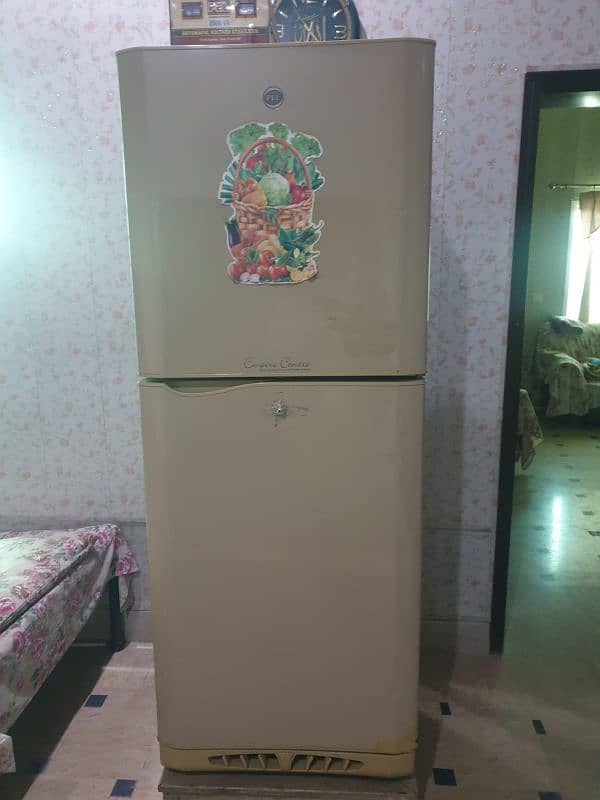 i am sale  PEL company frige for sale. 03006044638 0