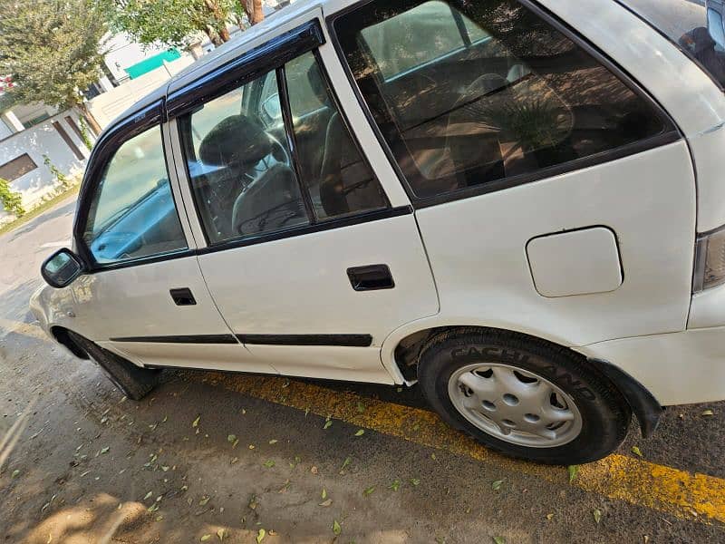 Suzuki Cultus VXR 2012 10