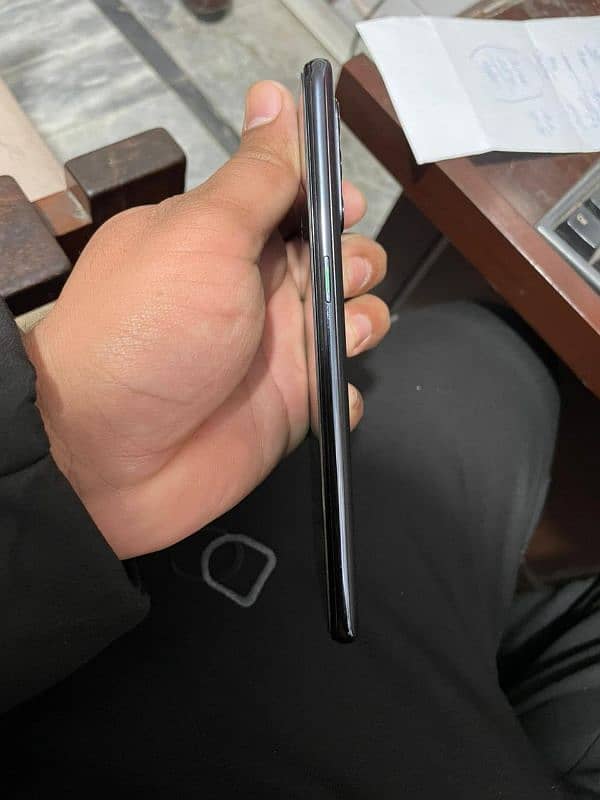 Oppo Reno 6 4