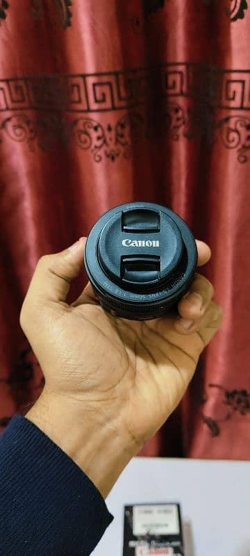 Canon 50mm STM Lense 2