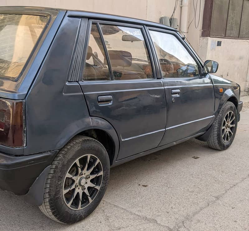 1984 Daihatsu Charade 3