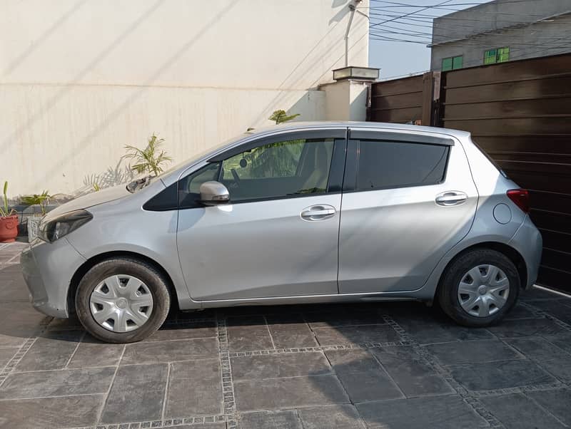 Toyota Vitz 2016 5