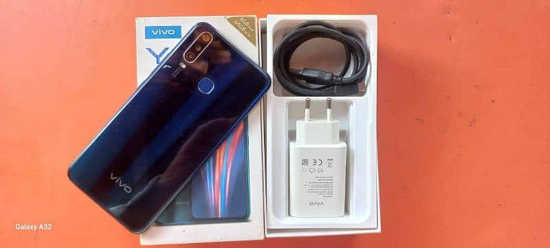 ViVO Y15 4GB, 64GB ,9/10 Full Box 0