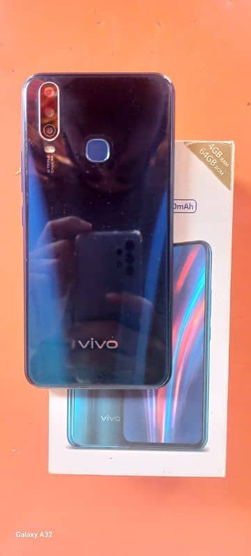 ViVO Y15 4GB, 64GB ,9/10 Full Box 3