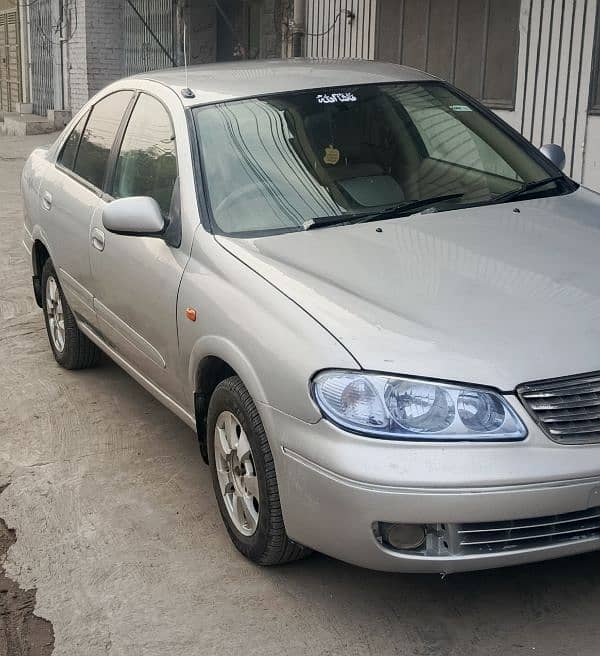 Nissan Sunny 2005 3