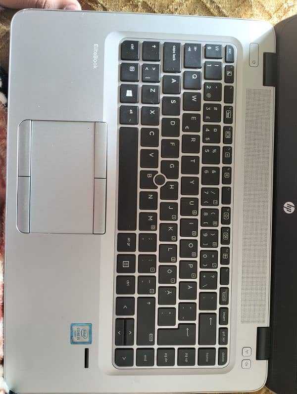 HP core i5 6th gen dual hard condition like new 2