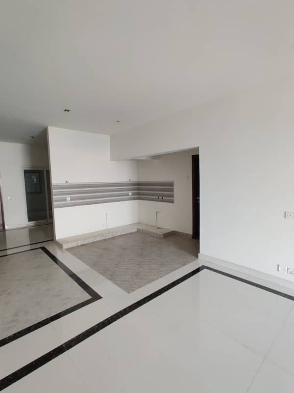 3 & 4 Bed Flat For Rent Near Avari Towers Karachi 7