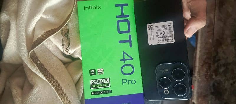 Infinix Hot 40 pro 8+8/256 gb 4