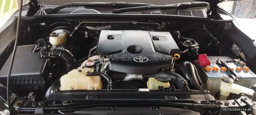 Toyota Hilux Revo V Automatic 2.8 2021 11