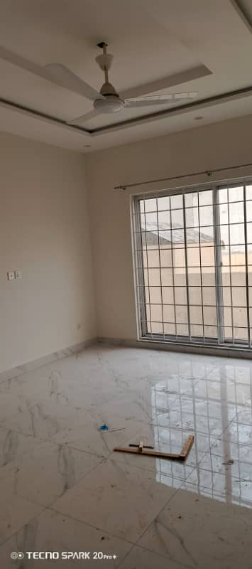 House FOR RENT Upper Portion 14