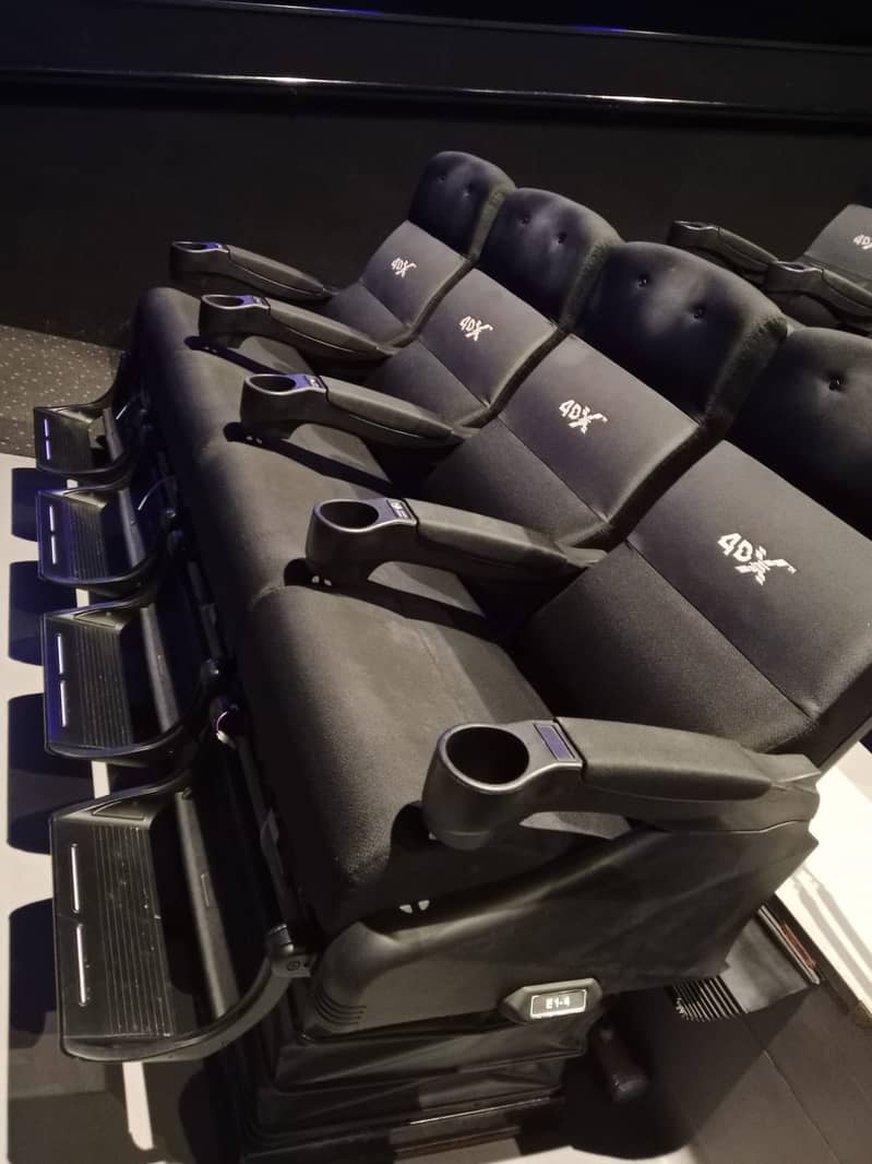 Cinema Chairs available in bulk 4