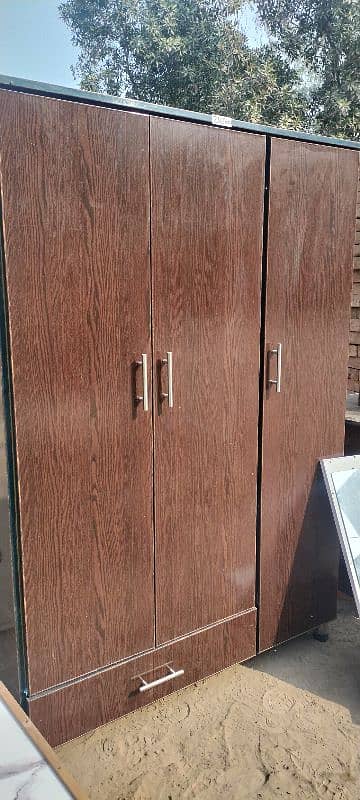 wardrobes available/ carpenter/wood work 0