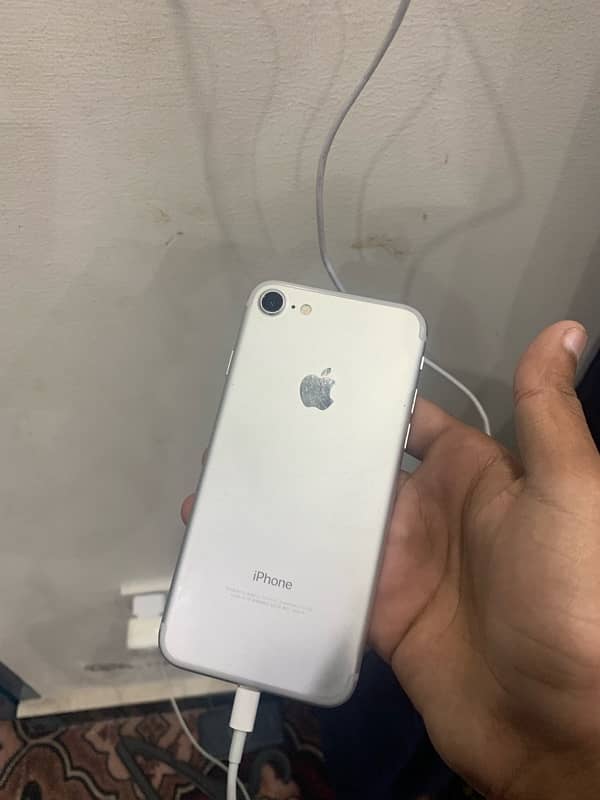 iphone 7 Non PTA 256GB 8/10 1