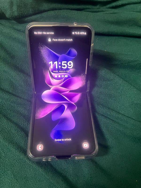 samsung zflip 3 for sale sargodha only 2