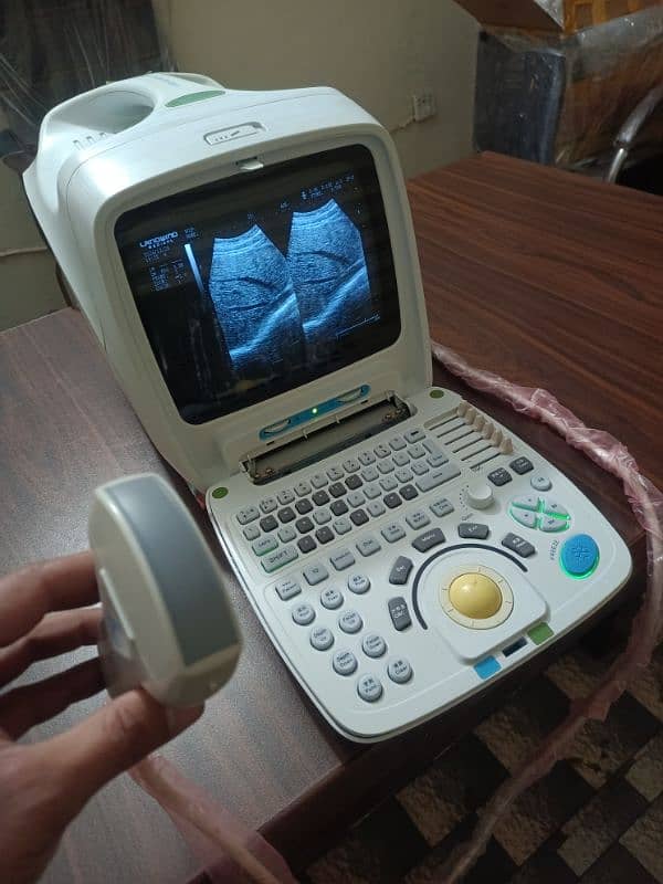 Japanese & China Ultrasound machine's 7