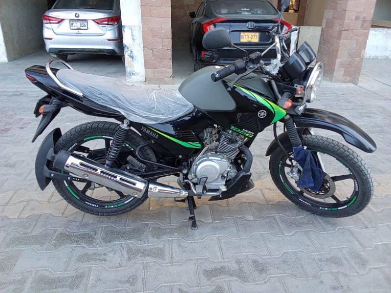 Yamaha YBR 125G, model 2024 mileage 2600 km 0