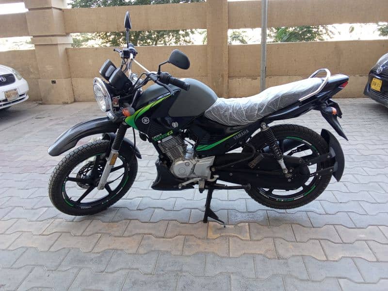 Yamaha YBR 125G, model 2024 mileage 2600 km 1