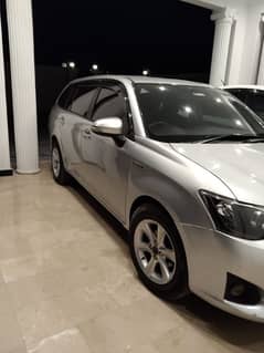 Toyota Corolla Fielder 2015