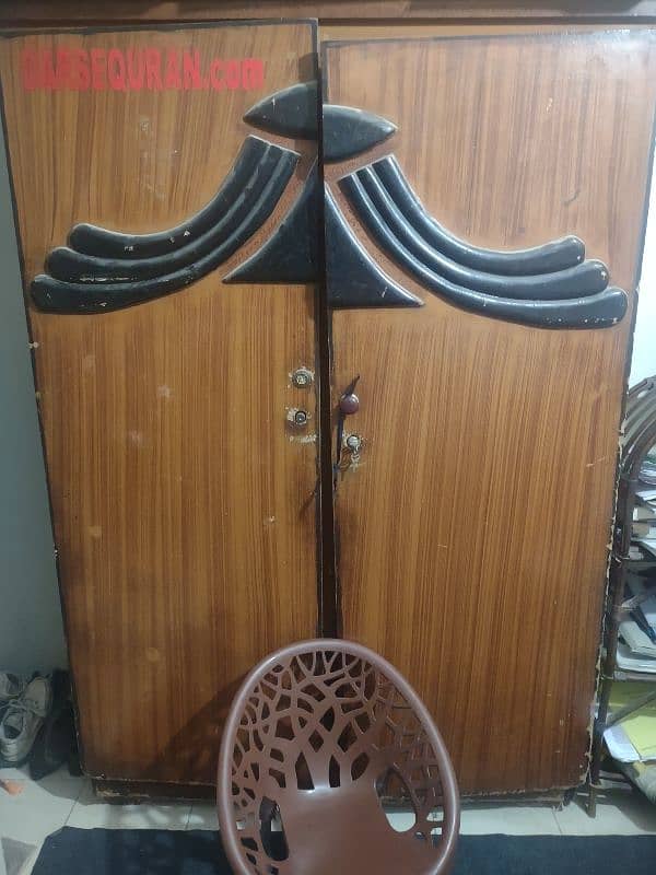 urgent sell cupboard Almari 0