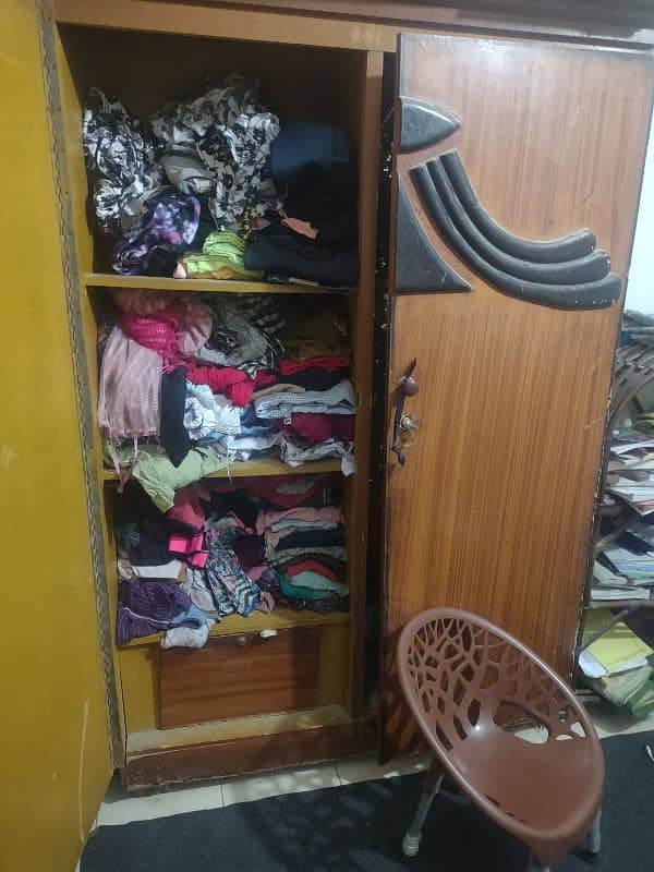 urgent sell cupboard Almari 2