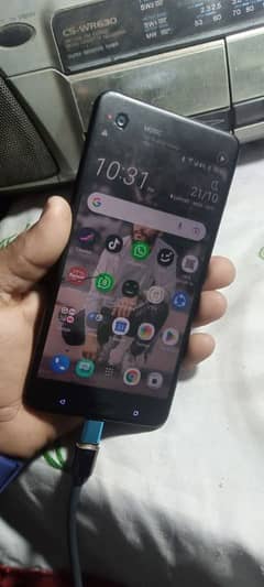 HTC U Ultra 4/128  non pta (exchange possible)