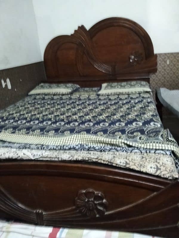 Double Bed without mattress 5