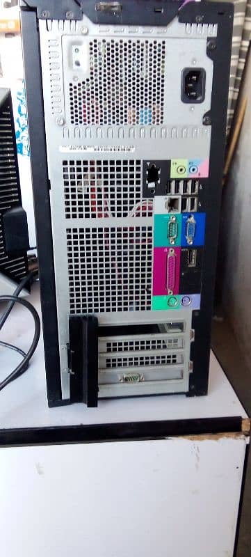 Dell Cpu very good condition 8gb ram 232 gb memory medel 960. 4