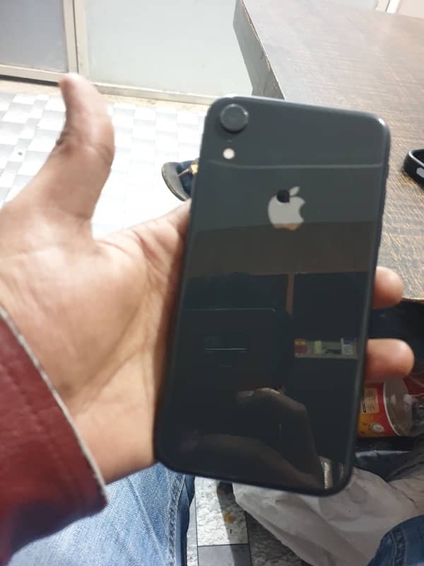 iphone xr 64gb 2